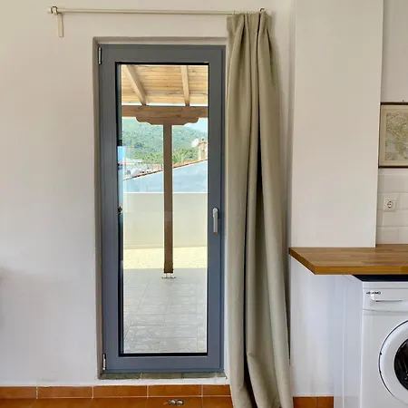 Melody House Center مدينة سكياثوس