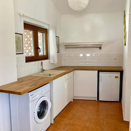 Melody House Center مدينة سكياثوس