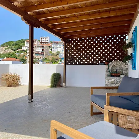 Melody House Center דירה